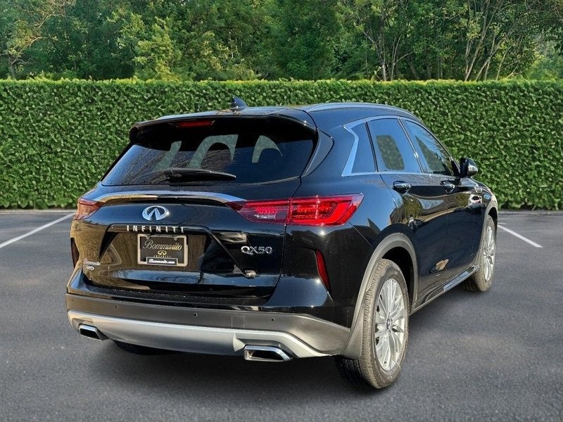 2025 INFINITI QX50 LUXE