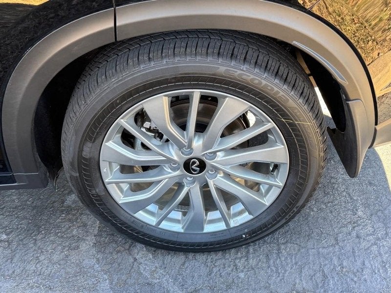 2025 INFINITI QX50 LUXE