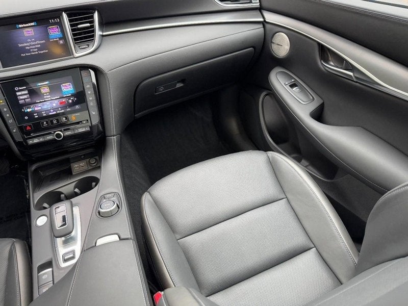 2025 INFINITI QX50 LUXE