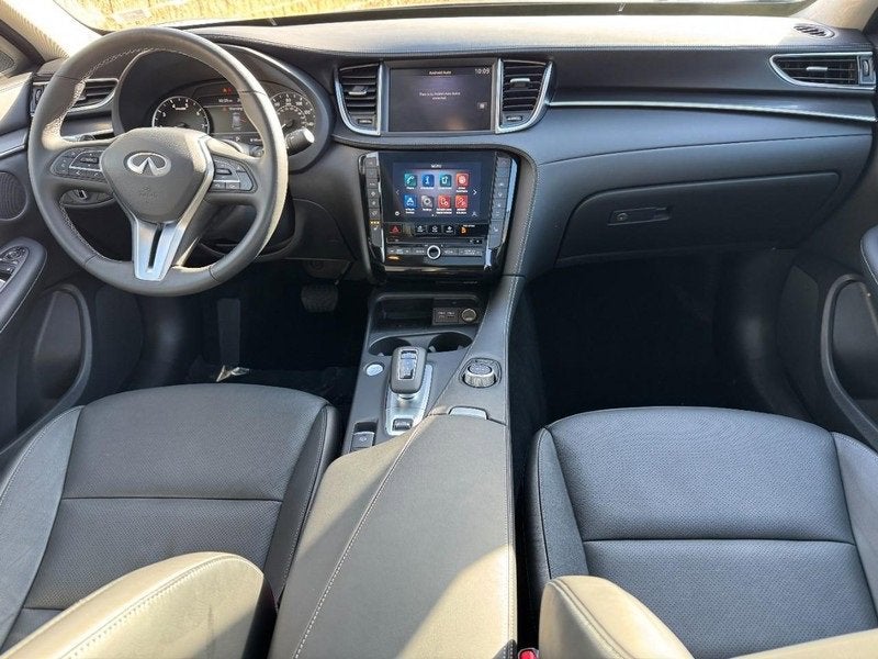 2025 INFINITI QX50 LUXE