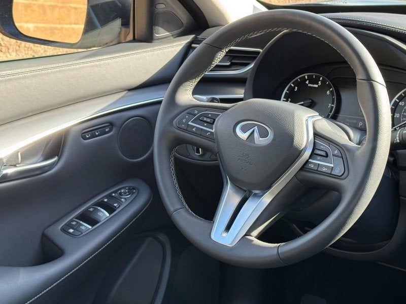 2025 INFINITI QX50 LUXE