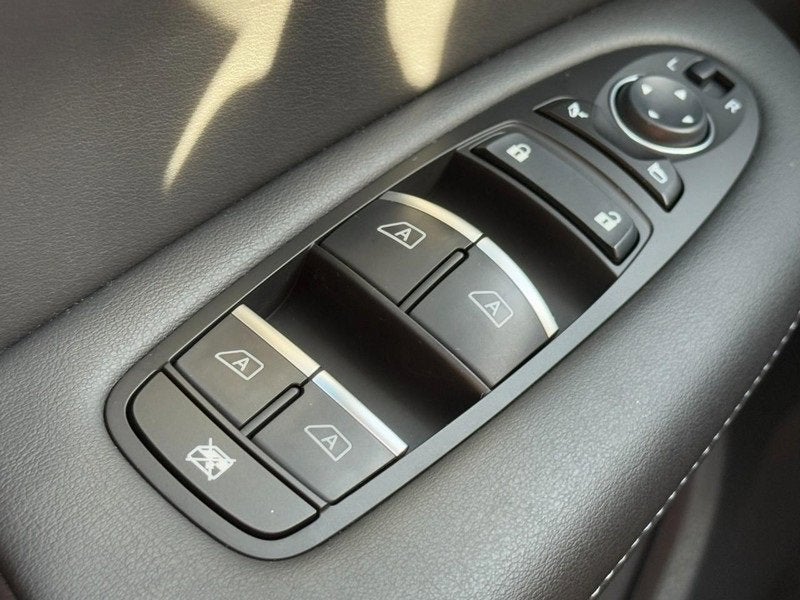 2025 INFINITI QX50 LUXE