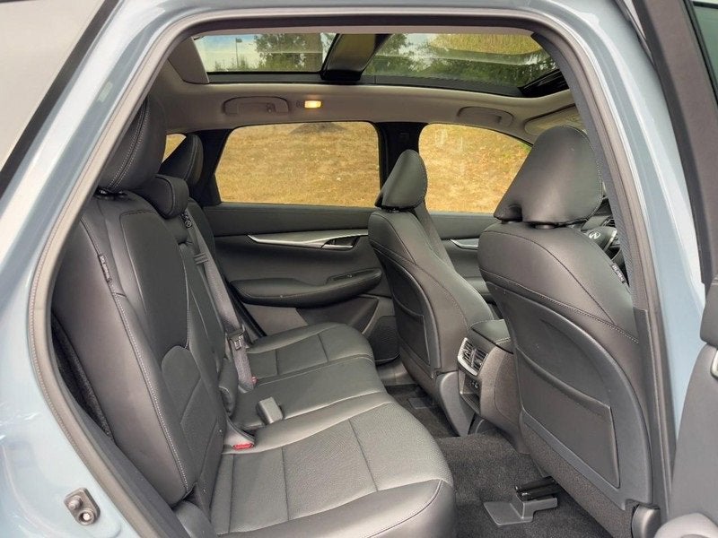 2025 INFINITI QX50 LUXE