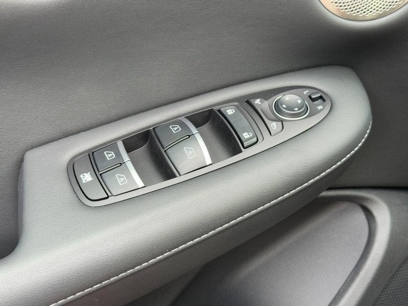 2025 INFINITI QX50 LUXE