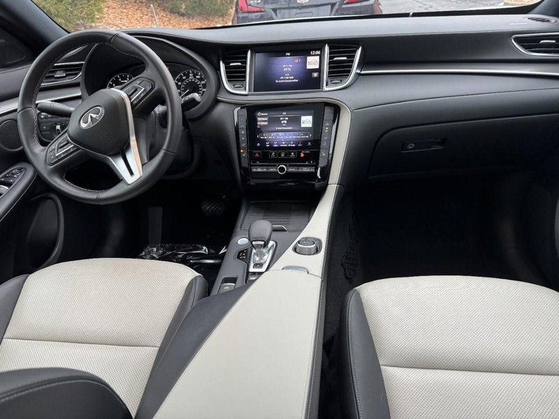 2023 INFINITI QX55 LUXE