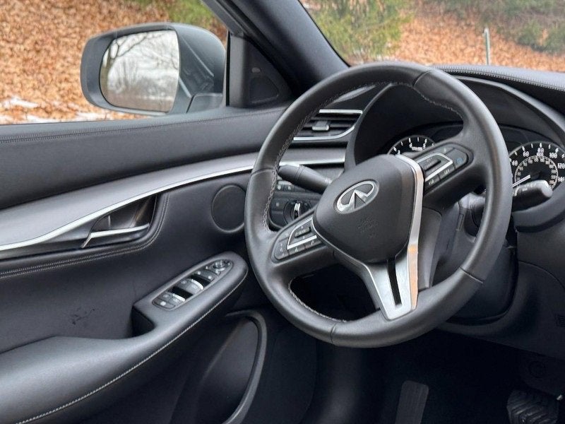 2023 INFINITI QX55 LUXE