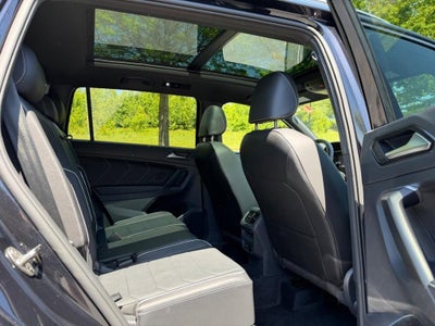 2024 Volkswagen Tiguan SEL R-Line