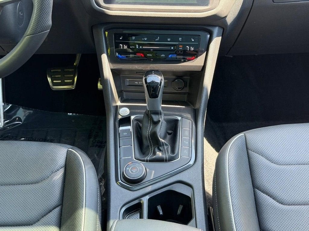 2024 Volkswagen Tiguan SEL R-Line