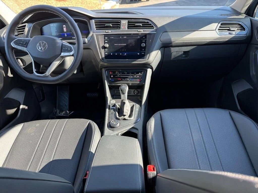2023 Volkswagen Tiguan SE