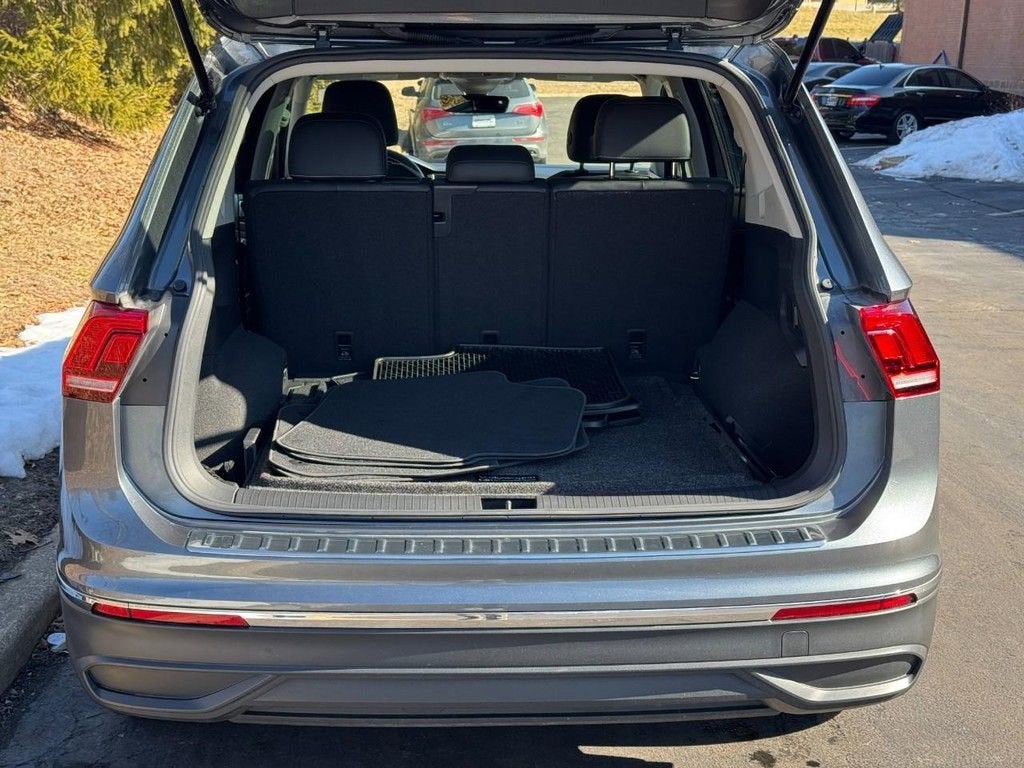 2023 Volkswagen Tiguan SE