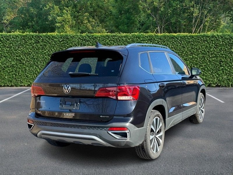 2023 Volkswagen Taos SE