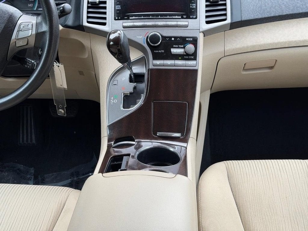2012 Toyota Venza LE