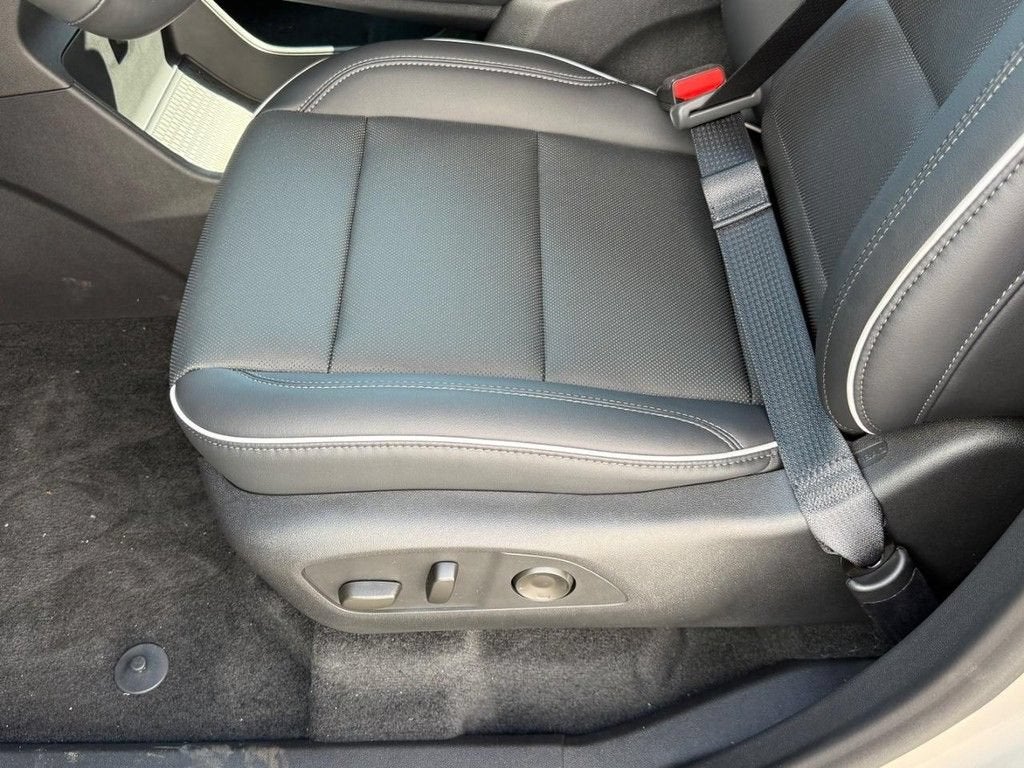 2027 Buick Enclave Sport Touring