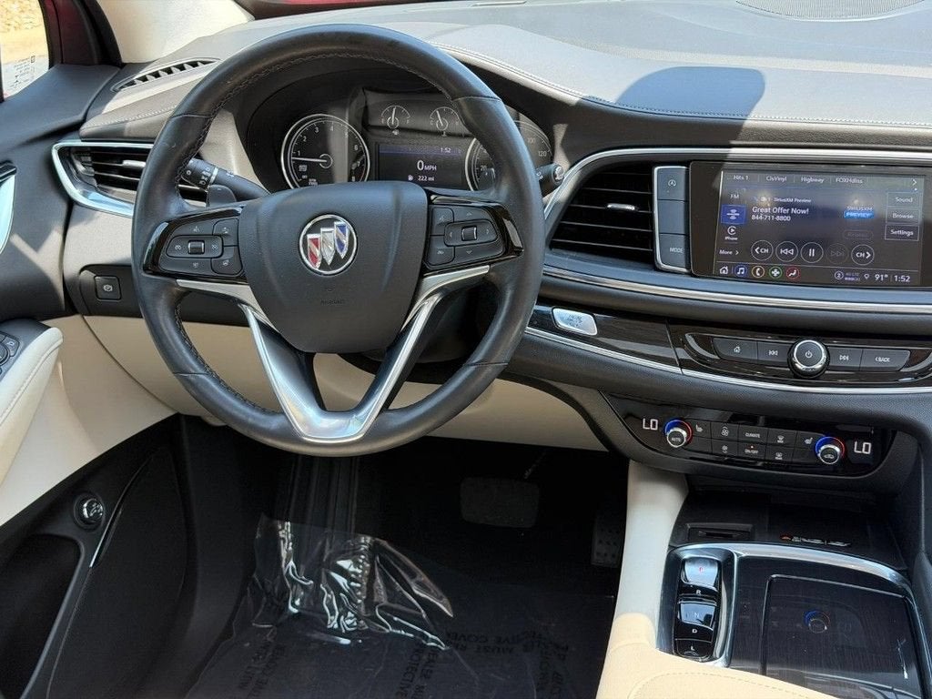 2023 Buick Enclave Essence