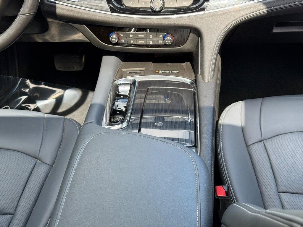 2022 Buick Enclave Premium