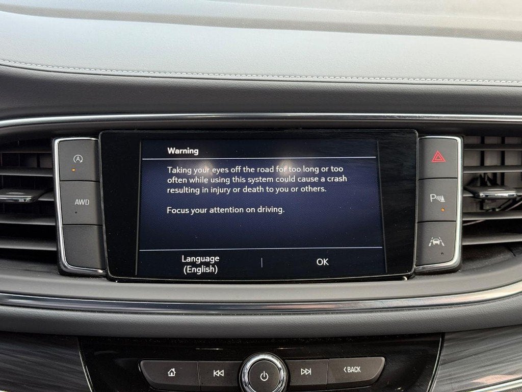 2024 Buick Enclave Essence