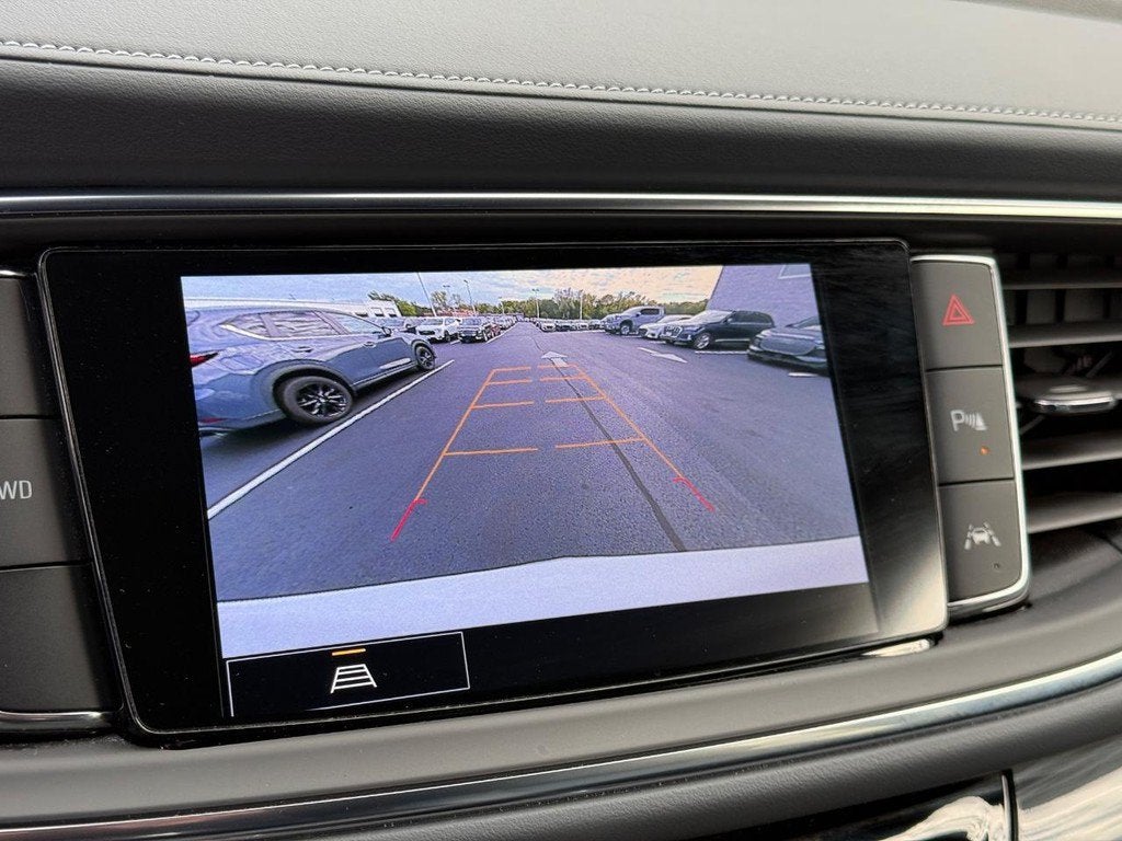 2024 Buick Enclave Essence