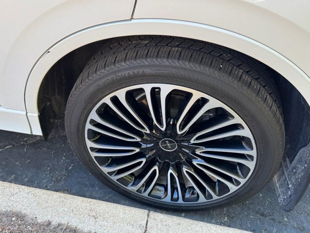 2024 Lincoln Aviator Black Label
