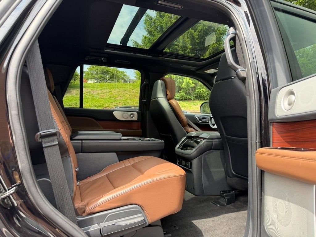 2022 Lincoln Navigator Reserve