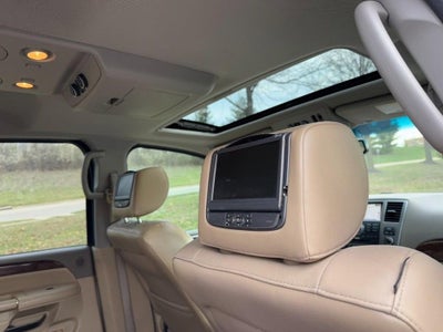 2013 Nissan Armada Platinum