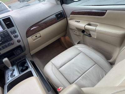 2013 Nissan Armada Platinum