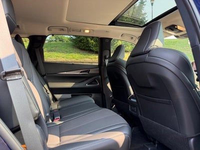 2026 INFINITI QX60 LUXE