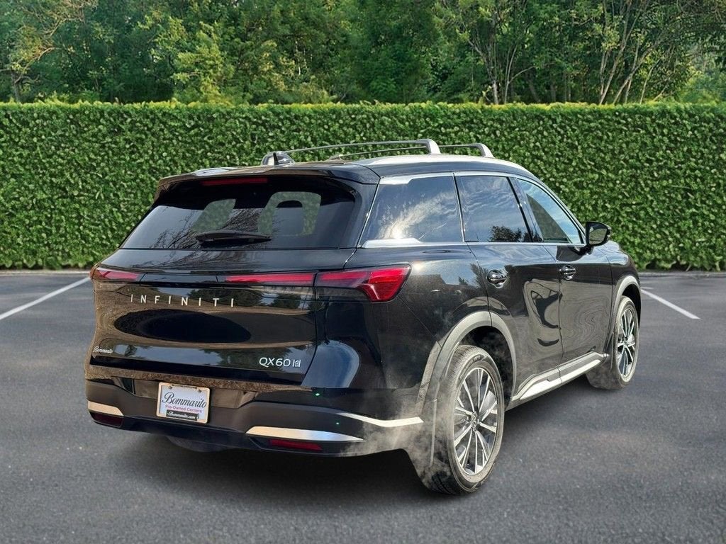 2026 INFINITI QX60 LUXE