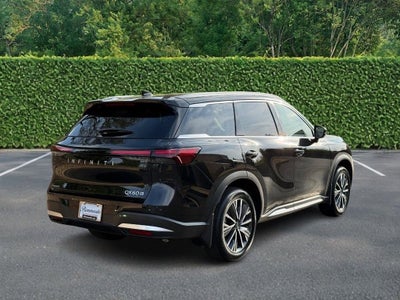 2026 INFINITI QX60 LUXE