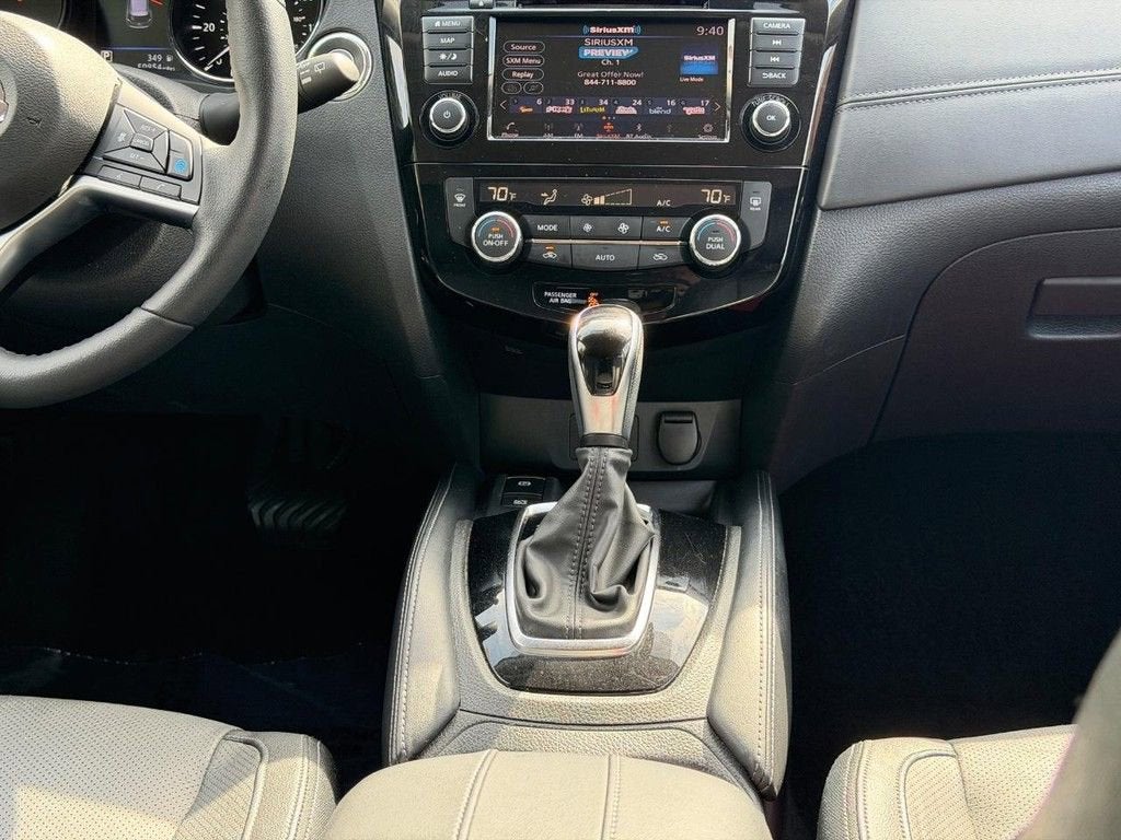 2020 Nissan Rogue SL
