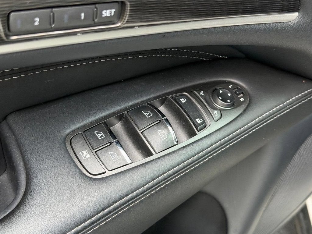 2019 INFINITI QX60 LUXE