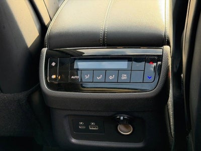 2024 INFINITI QX60 LUXE