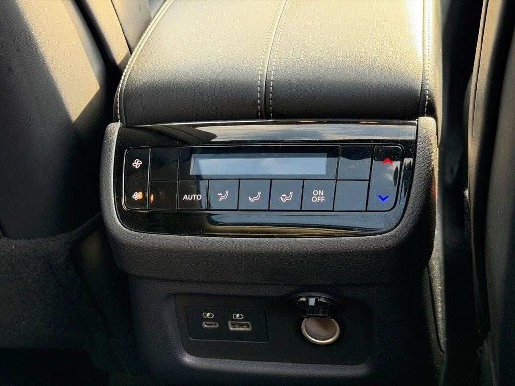 2024 INFINITI QX60 LUXE