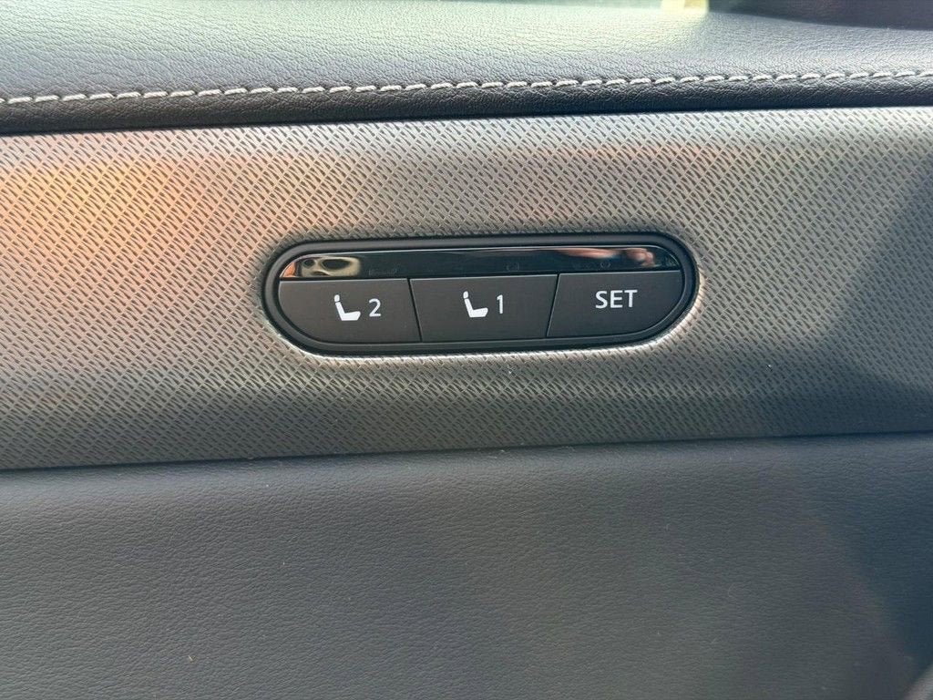 2024 INFINITI QX60 LUXE