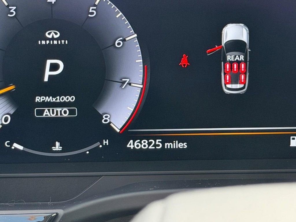 2024 INFINITI QX60 LUXE