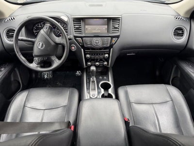 2020 Nissan Pathfinder SV