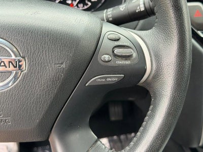 2020 Nissan Pathfinder SV