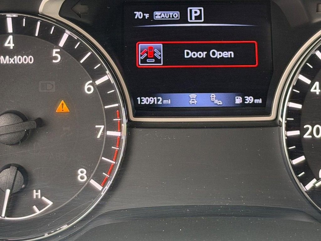 2020 Nissan Pathfinder SV