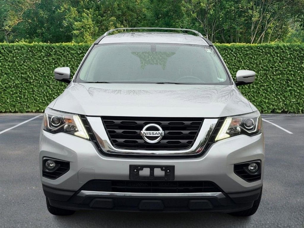2020 Nissan Pathfinder SV
