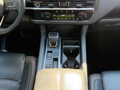 2022 Nissan Pathfinder Platinum