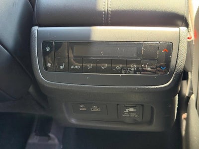 2022 Nissan Pathfinder Platinum