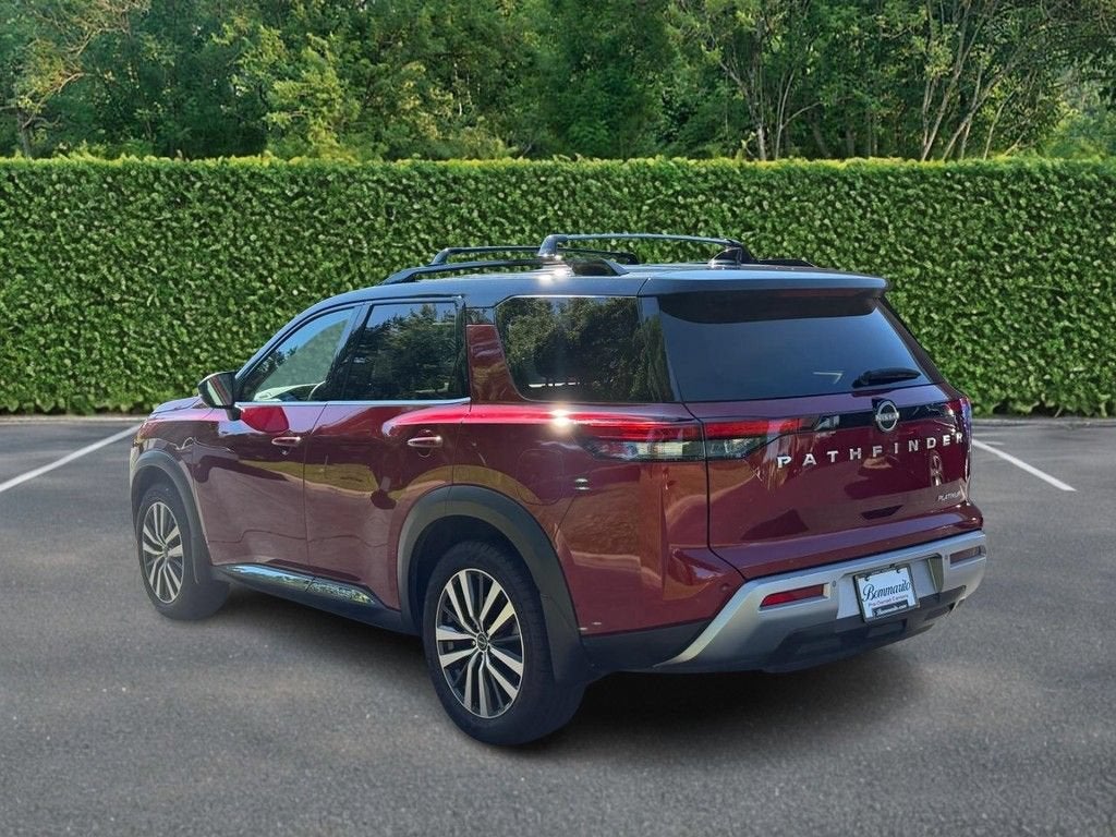 2022 Nissan Pathfinder Platinum