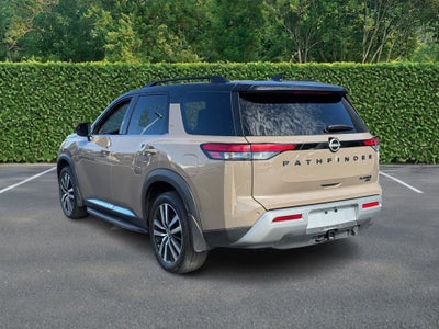 2024 Nissan Pathfinder Platinum