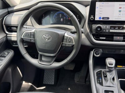2026 Toyota Grand Highlander Hybrid LE
