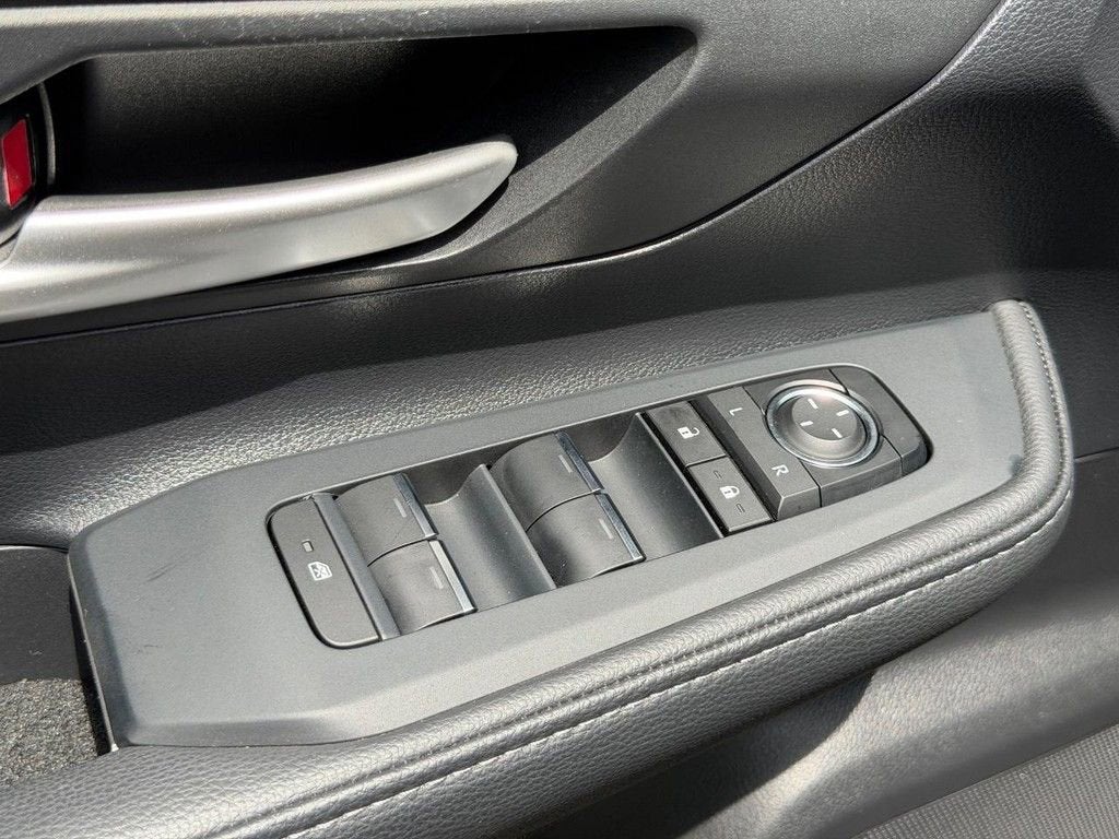 2026 Toyota Grand Highlander Hybrid LE
