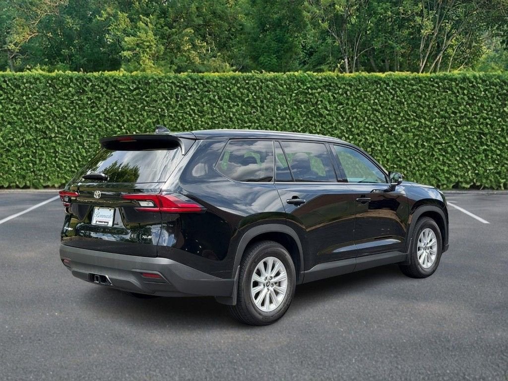 2026 Toyota Grand Highlander Hybrid LE