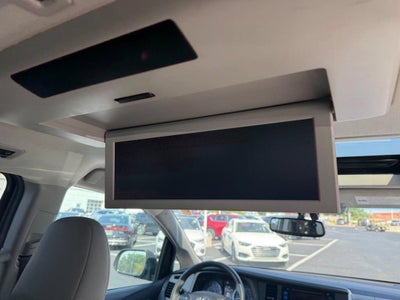 2017 Toyota Sienna XLE