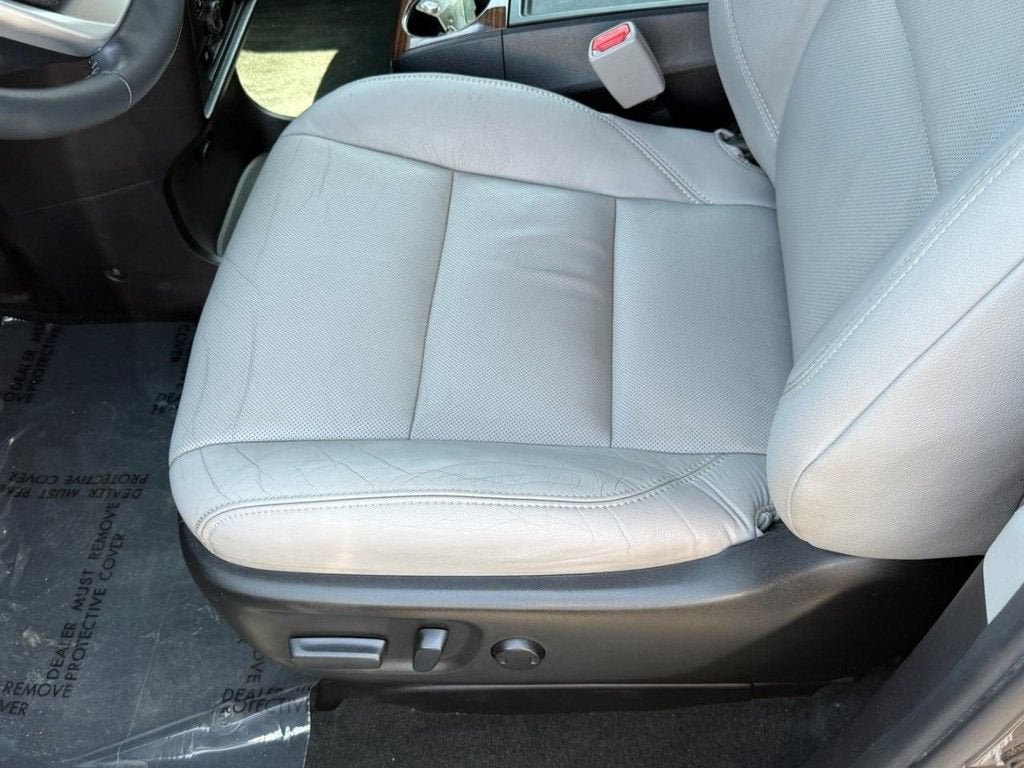 2017 Toyota Sienna XLE