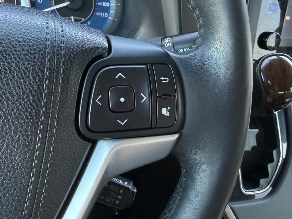 2017 Toyota Sienna XLE