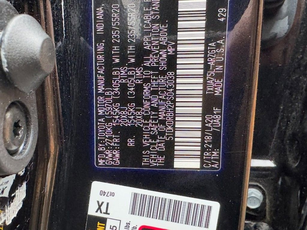 2023 Toyota Highlander L