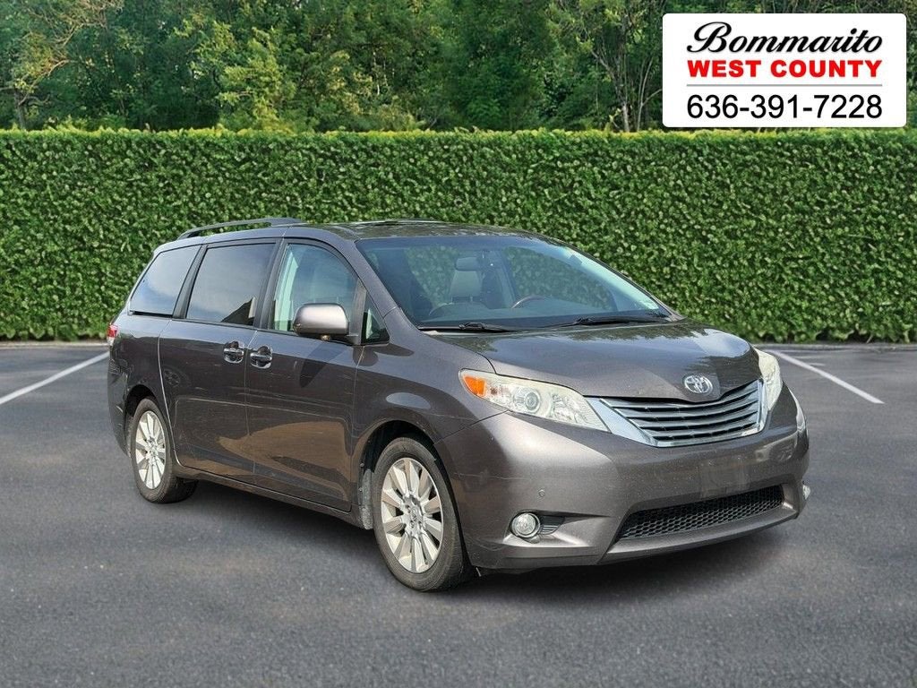 2011 Toyota Sienna XLE AAS